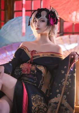 国产开后宫的漫画_BD手机在线看